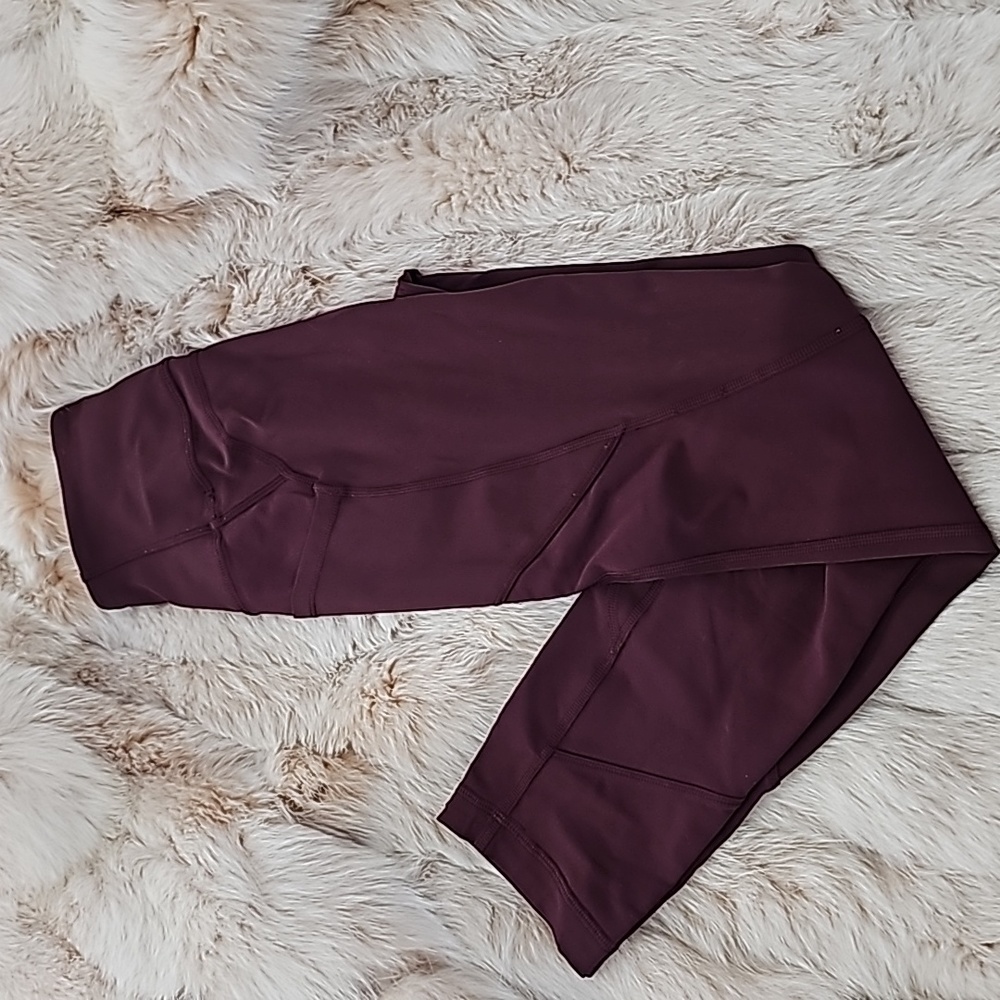 Lululemon Burgundy Cropped Leggings Sz 2